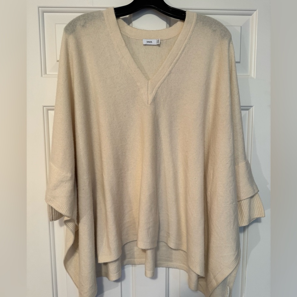 Vince Poncho Off-White